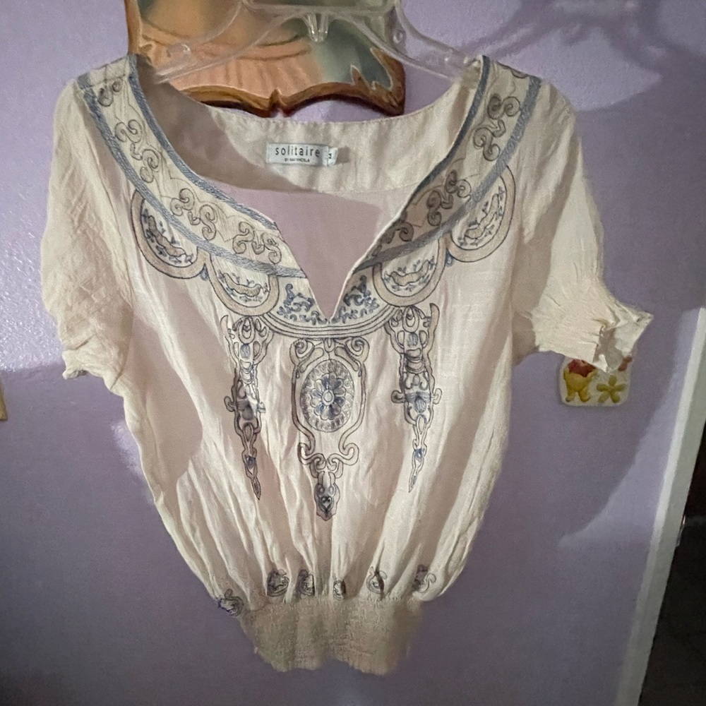 women’s lightweight blouse !